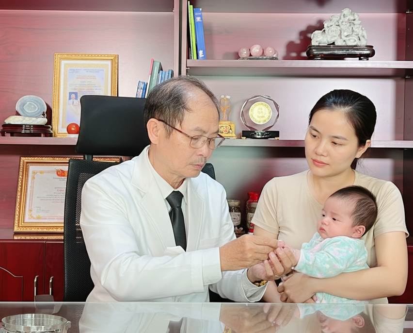 TRẦN LẠC ĐẶC TRỊ TRẺ KHÓC ĐÊM, KHÓC DẠ ĐỀ, SÀI ĐẸN HƠI LẠNH | TRANLAC.COM